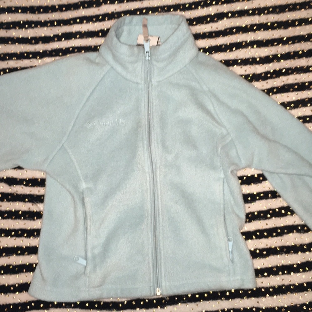 Columbia sweatshirt